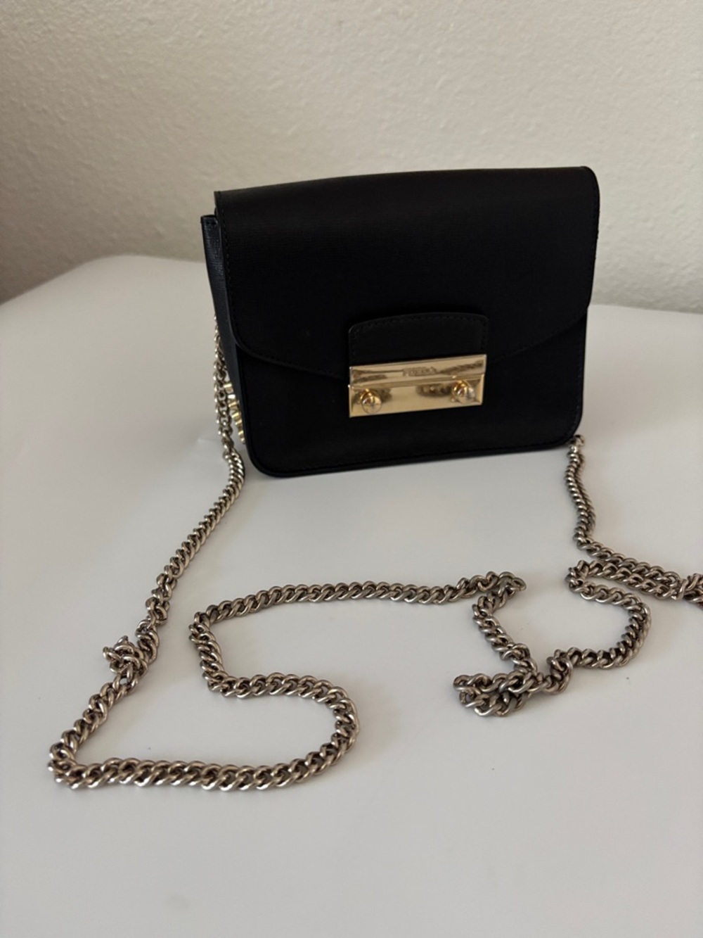 FURLA Julia Onyx Black Saffiano Leather Chain Shoulder Bag in good condition
